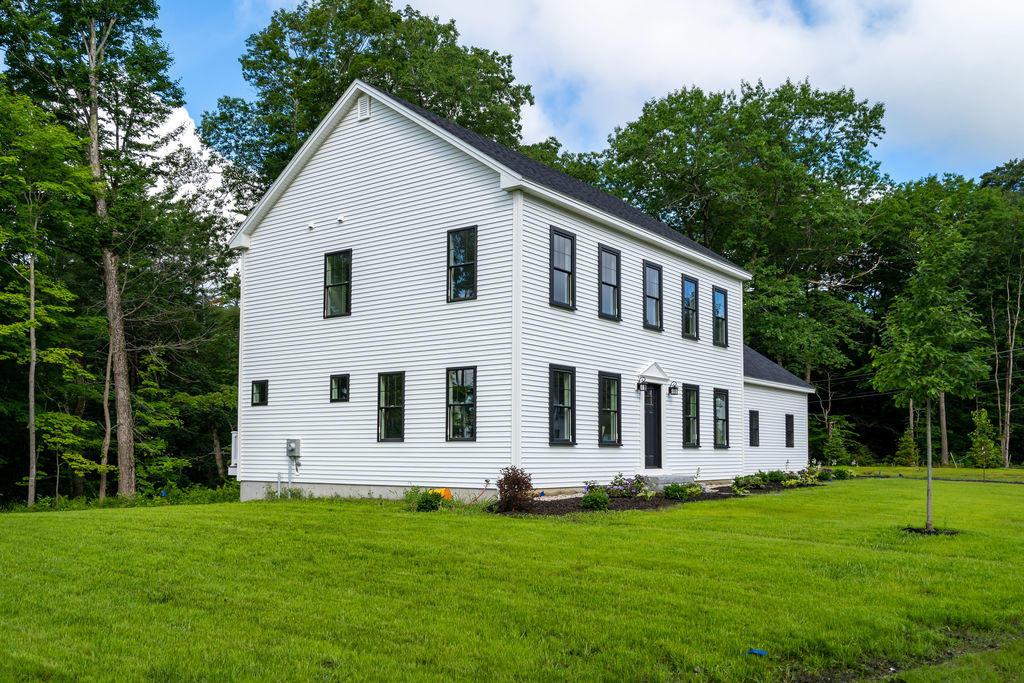 174 Brook Road Falmouth, ME 04105 - Photo 2 of 42 001_174brookrdfalmouth-1