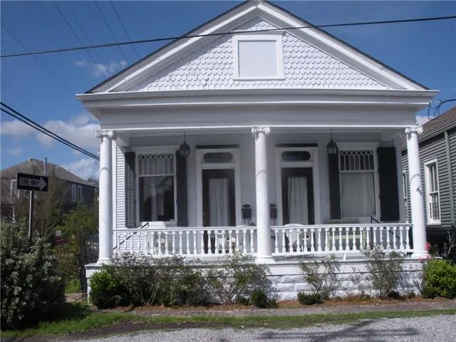 $1,400 | 3827 Coliseum Street, New Orleans, LA 70115