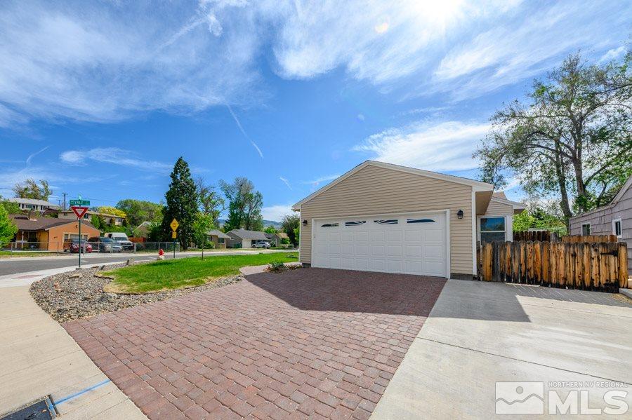 1875 Vale Street Reno, NV 89509 - Photo 2 of 23 a view of a backyard of the house