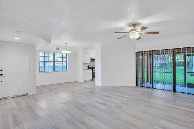$464,900 | 17388 Boca Club Boulevard, Unit 201, Boca Raton, FL 33487
