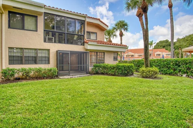 $464,900 | 17388 Boca Club Boulevard, Unit 201, Boca Raton, FL 33487