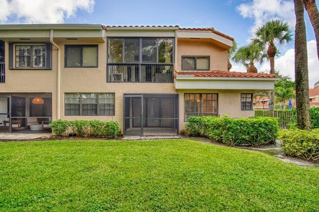 $464,900 | 17388 Boca Club Boulevard, Unit 201, Boca Raton, FL 33487