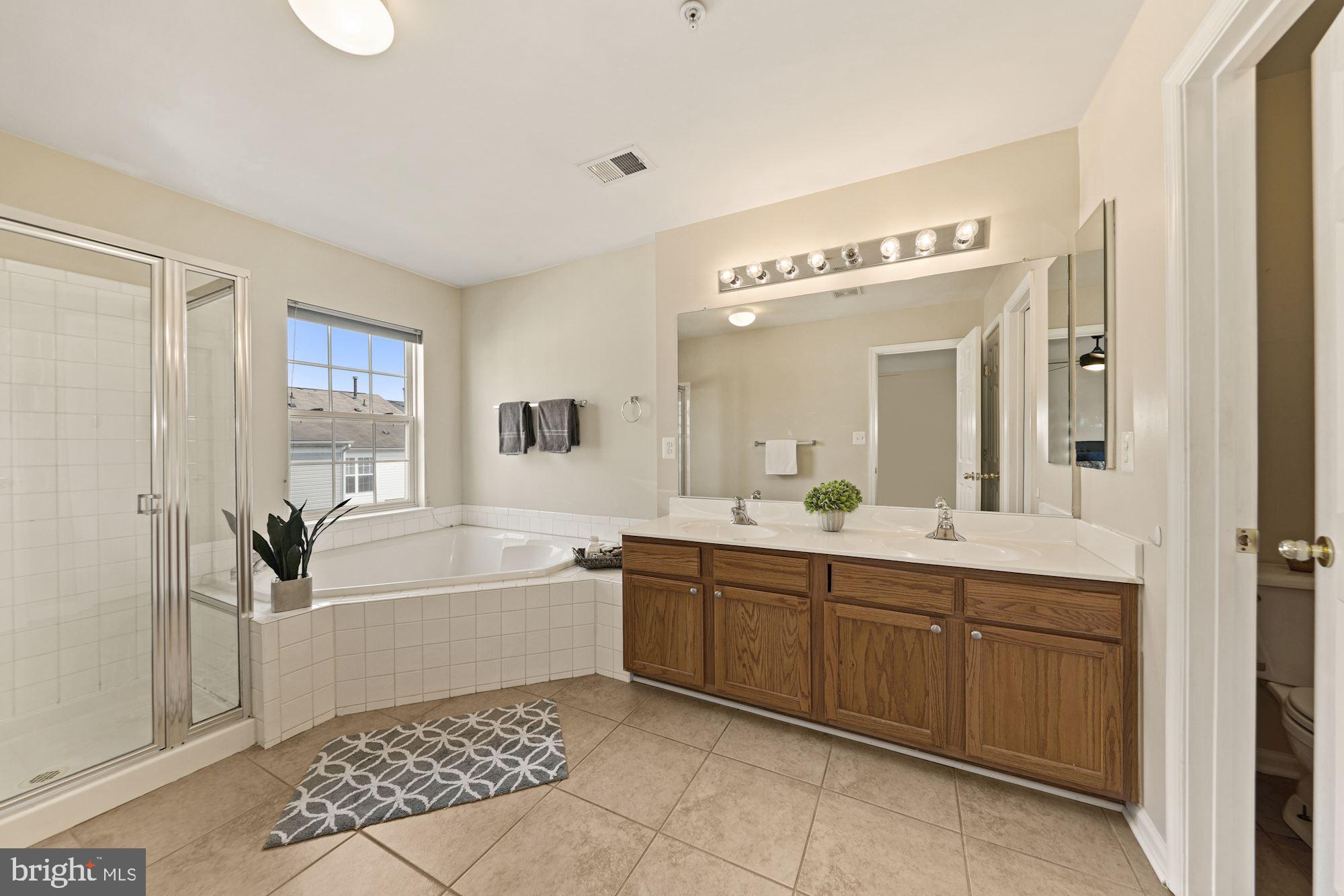 16 Inkberry Circle Gaithersburg, MD 20877 - Photo 20 of 30 Gallery Image 20