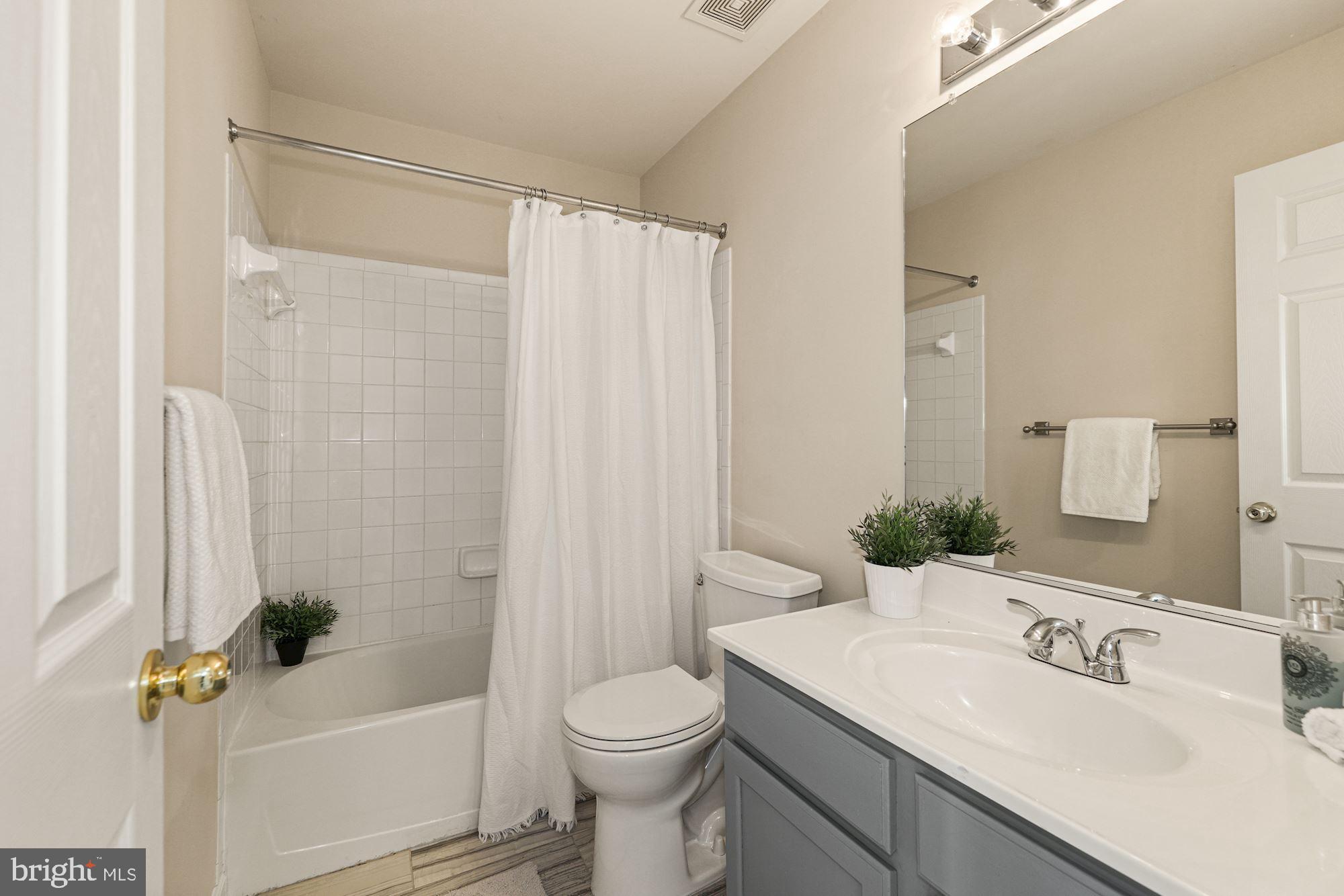 16 Inkberry Circle Gaithersburg, MD 20877 - Photo 24 of 30 Gallery Image 24