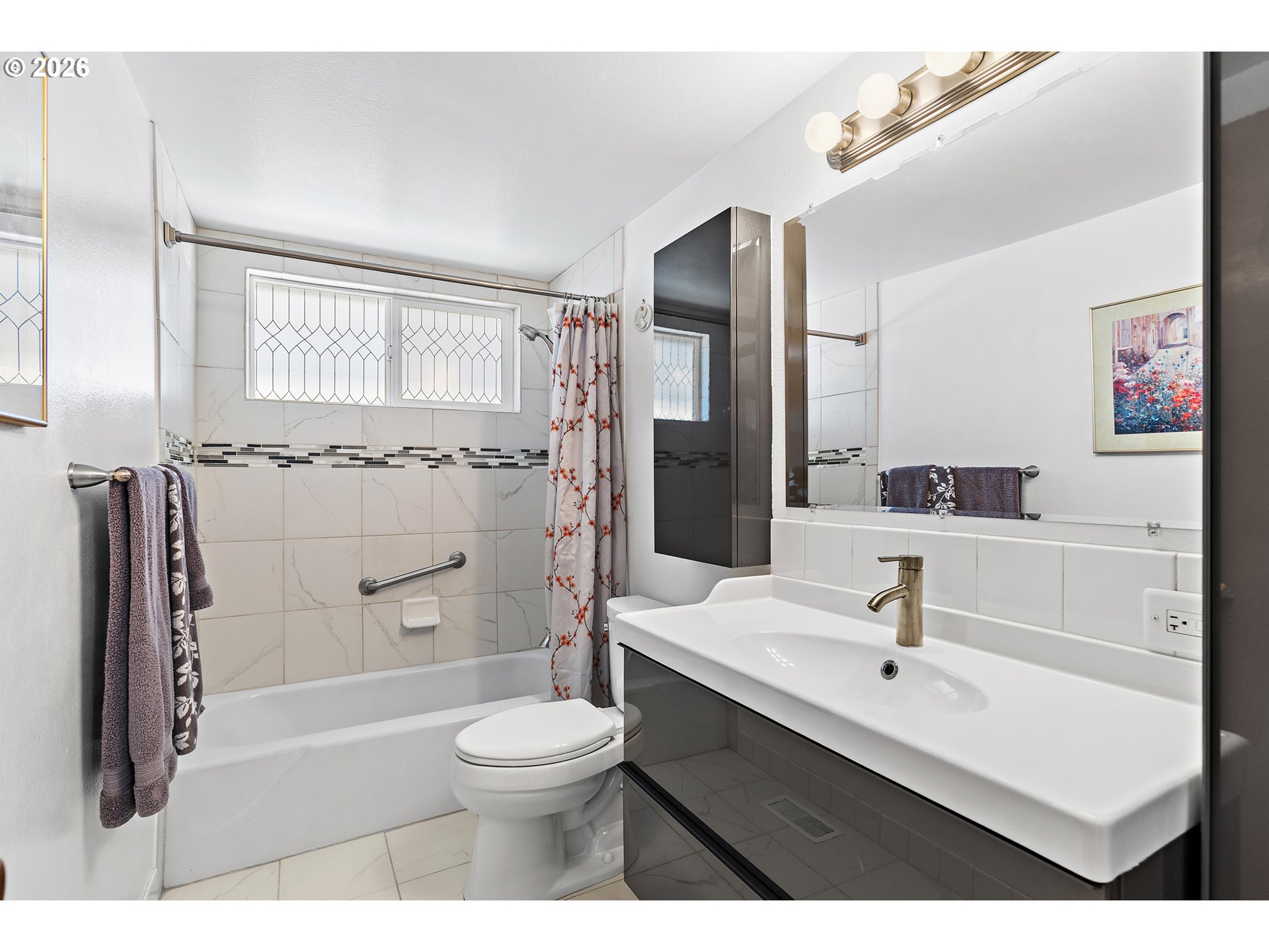 15685 Southwest Queen Victoria Place Portland, OR 97224 - Photo 16 of 31 Bathroom