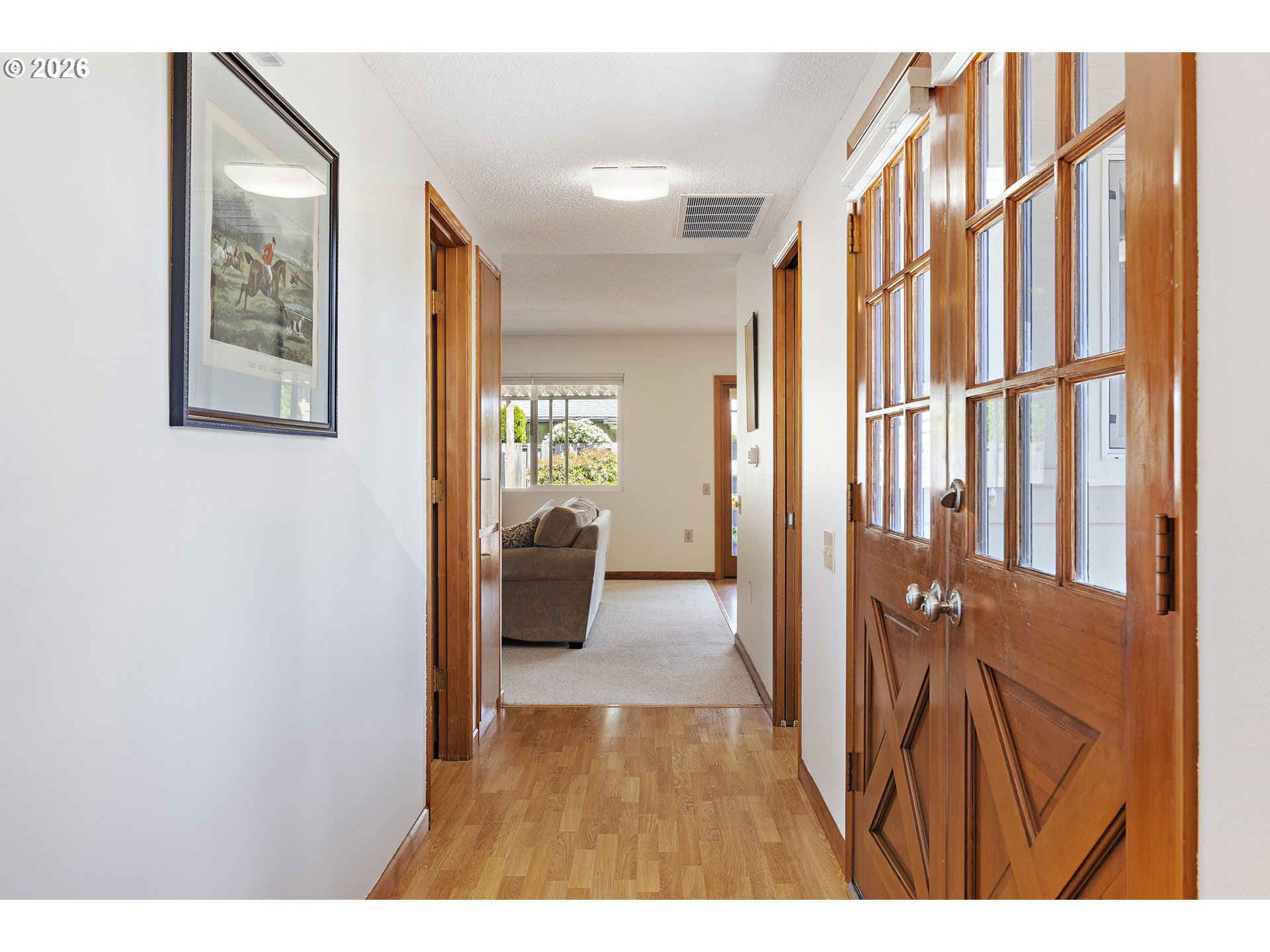 15685 Southwest Queen Victoria Place Portland, OR 97224 - Photo 3 of 31 Hallway