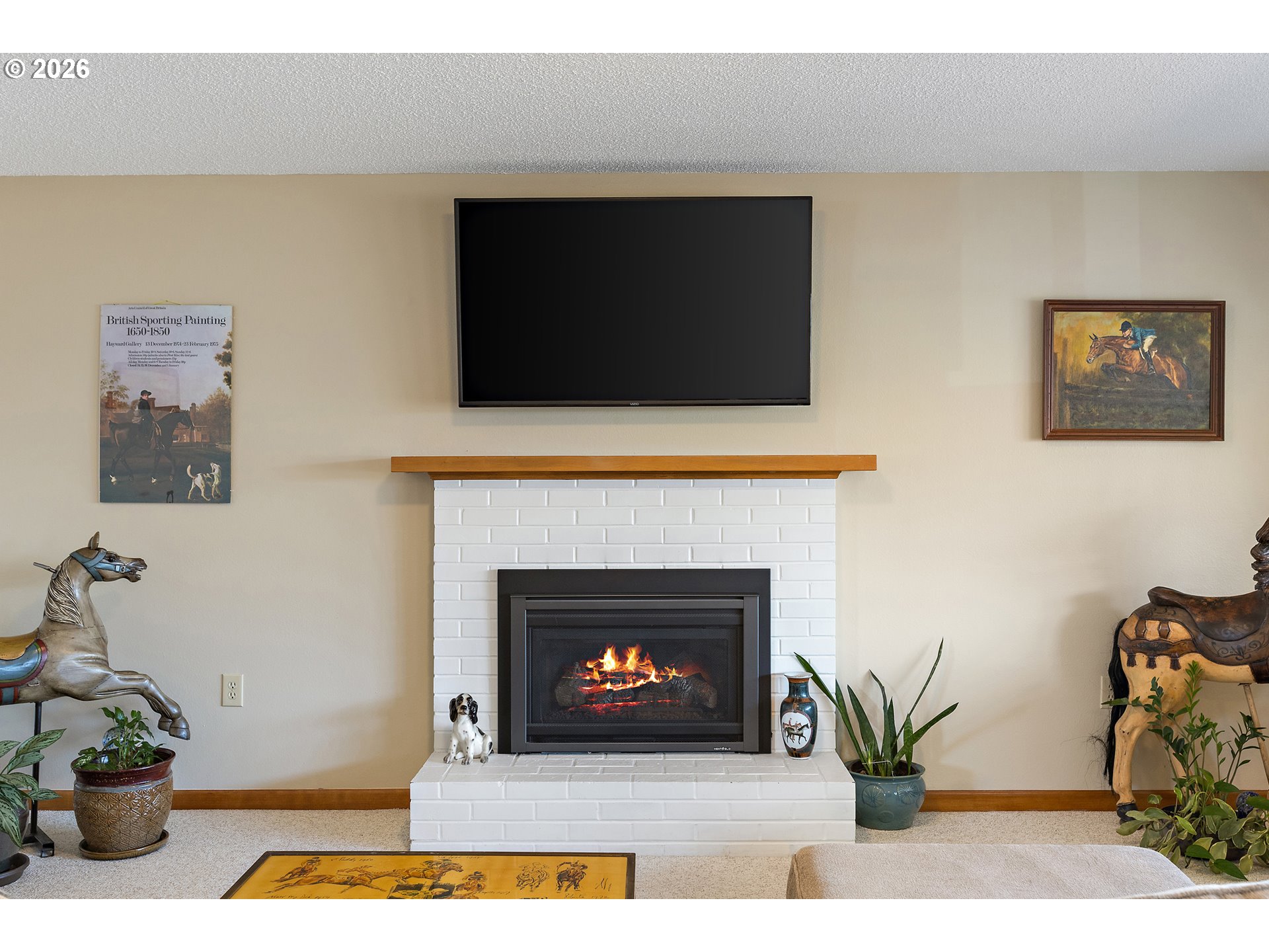15685 Southwest Queen Victoria Place Portland, OR 97224 - Photo 5 of 31 Living Room
