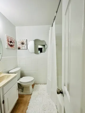 $3,000 | 1532 West Robinhood Drive, Charleston, SC 29407