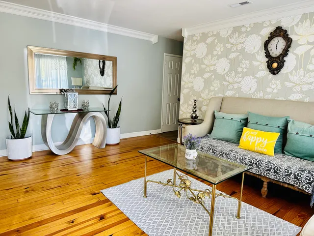 $3,000 | 1532 West Robinhood Drive, Charleston, SC 29407