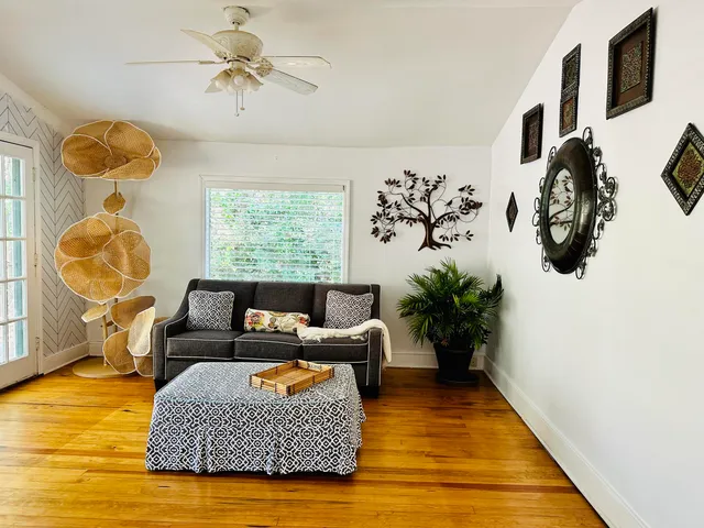 $3,000 | 1532 West Robinhood Drive, Charleston, SC 29407