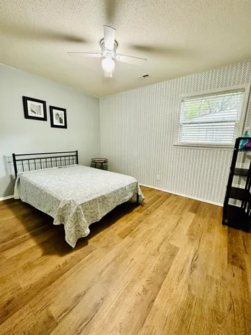 $3,000 | 1532 West Robinhood Drive, Charleston, SC 29407