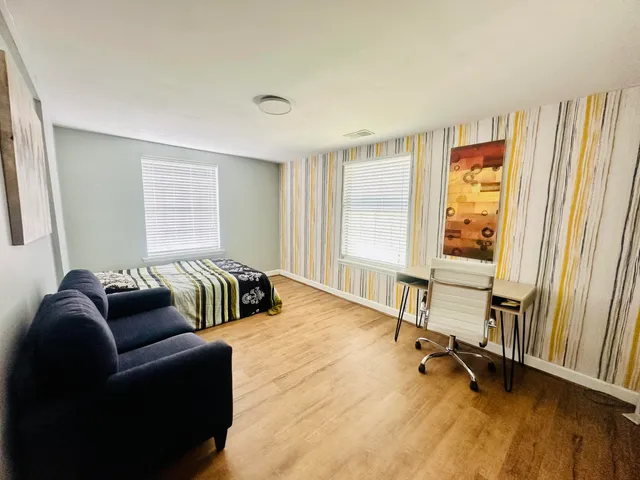 $3,000 | 1532 West Robinhood Drive, Charleston, SC 29407