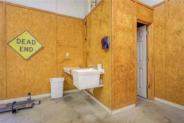 $400,000 | 5225 Bailey Road Southwest, Conyers, GA 30094