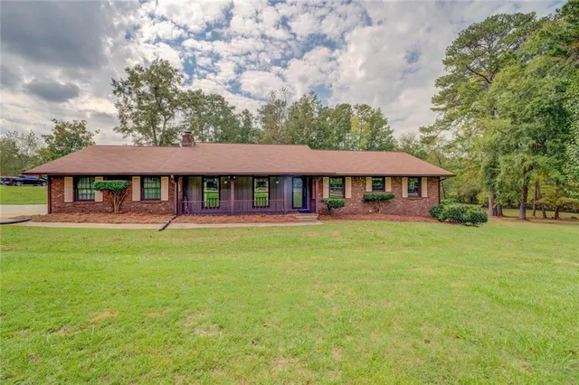 $400,000 | 5225 Bailey Road Southwest, Conyers, GA 30094