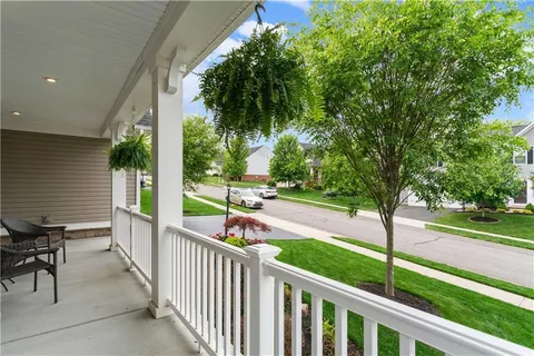 $815,000 | 4007 Weatherburn Drive, Valencia, PA 16059