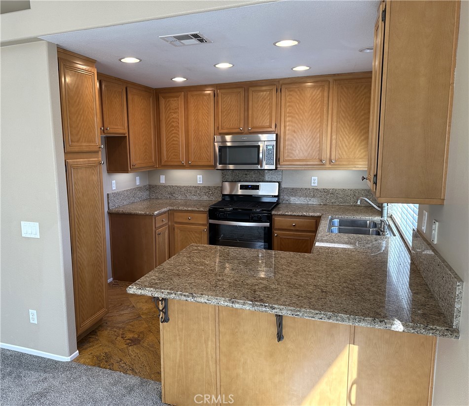 31725 Alder Court Winchester, CA 92596 - Photo 4 of 14