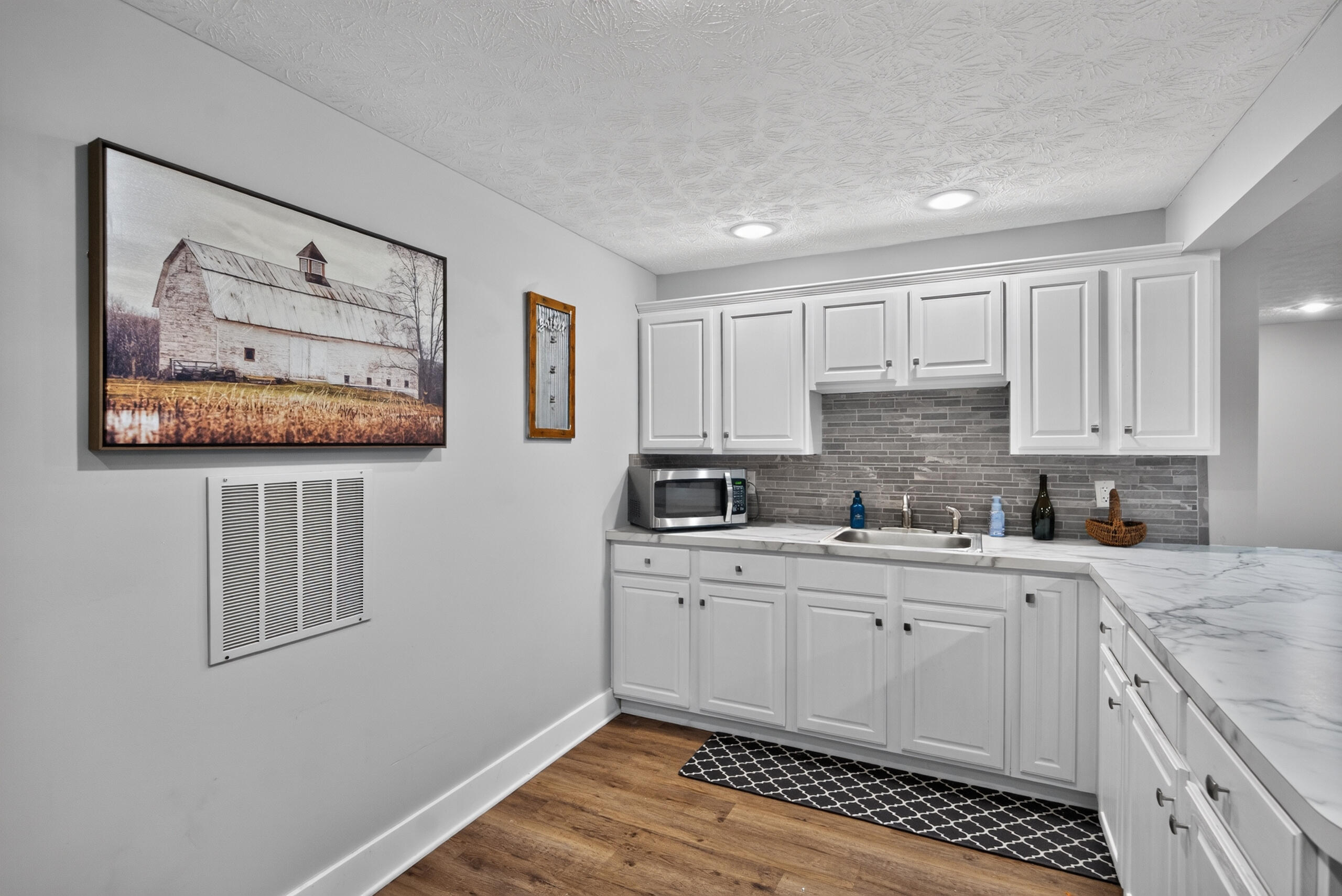 217 Wades Mill Road Winchester, KY 40391 - Photo 33 of 66 basement kitchenette