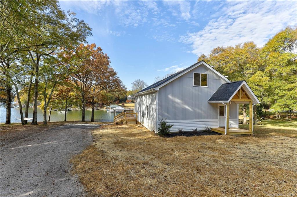 4737 Allison Creek Road York, SC 29745 - Photo 3 of 45 Gallery Image 3