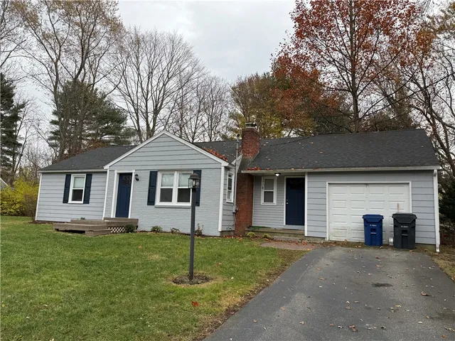 $2,900 | 32 Nipsah Road, Warwick, RI 02818