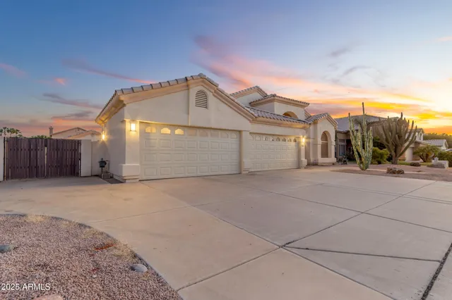 $920,000 | 2069 East Sierra Madre Avenue, Gilbert, AZ 85296