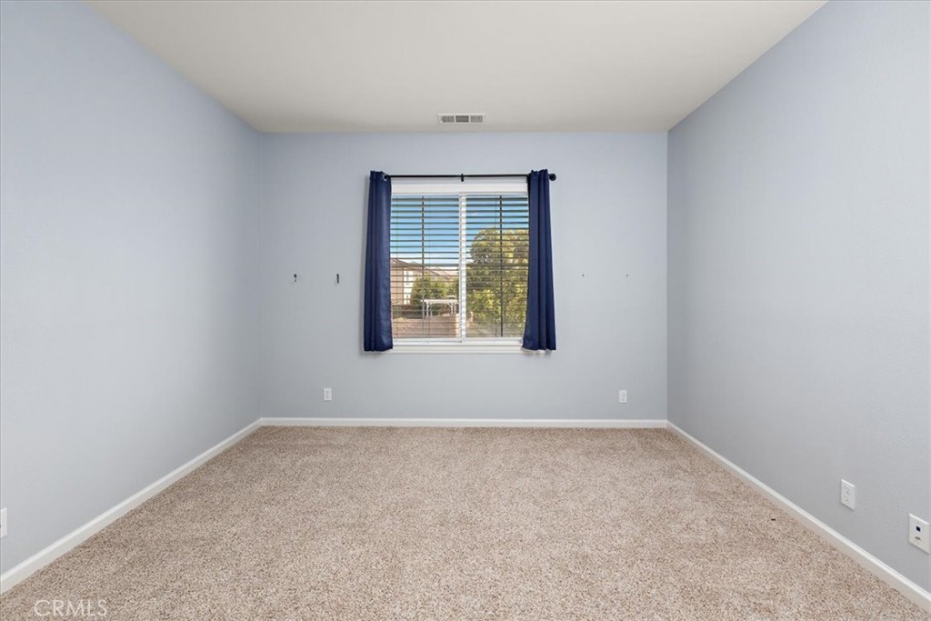 3152 Vista Terrace Riverside, CA 92503 - Photo 33 of 55 an empty room with windows