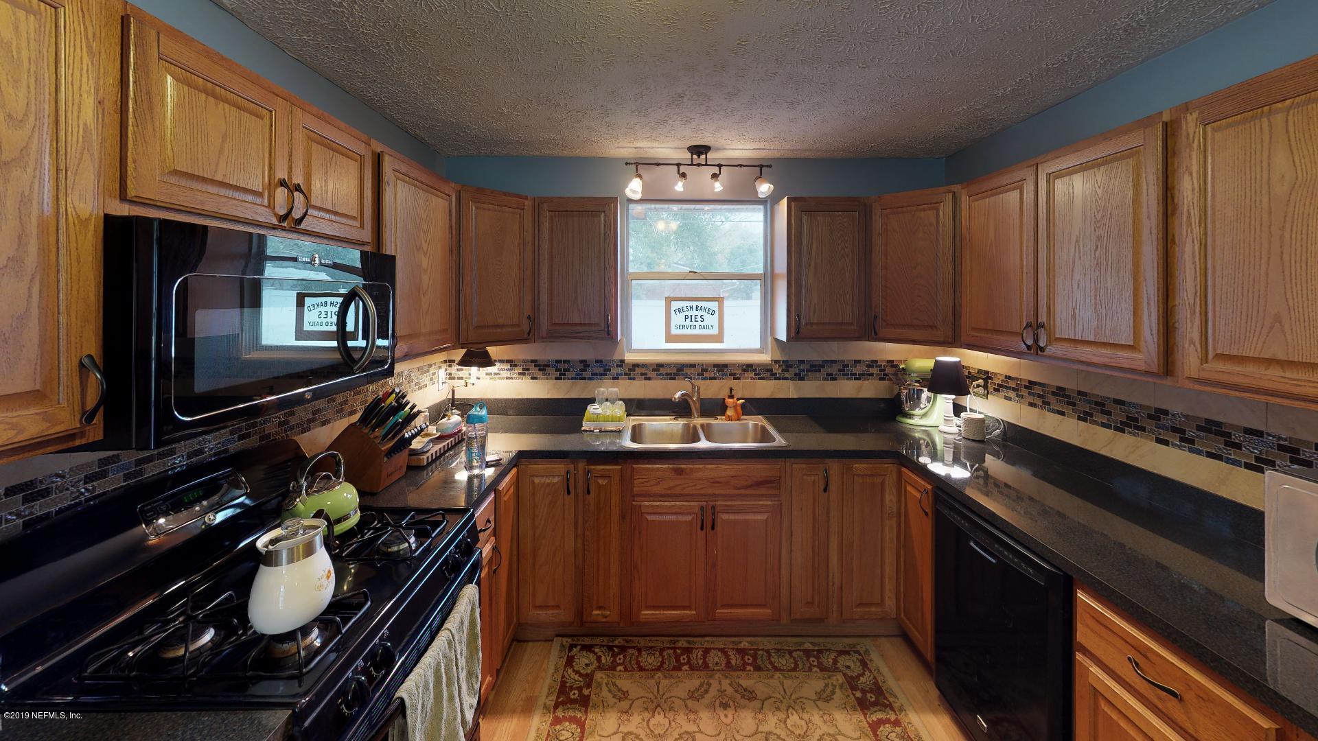737 Miltondale Road Macclenny, FL 32063 - Photo 6 of 18 737-Miltondale-Rd-Kitchen