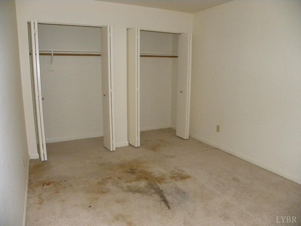 188 Petunia Road Ruckersville, VA 22968 - Photo 8 of 13 an empty room with closet area