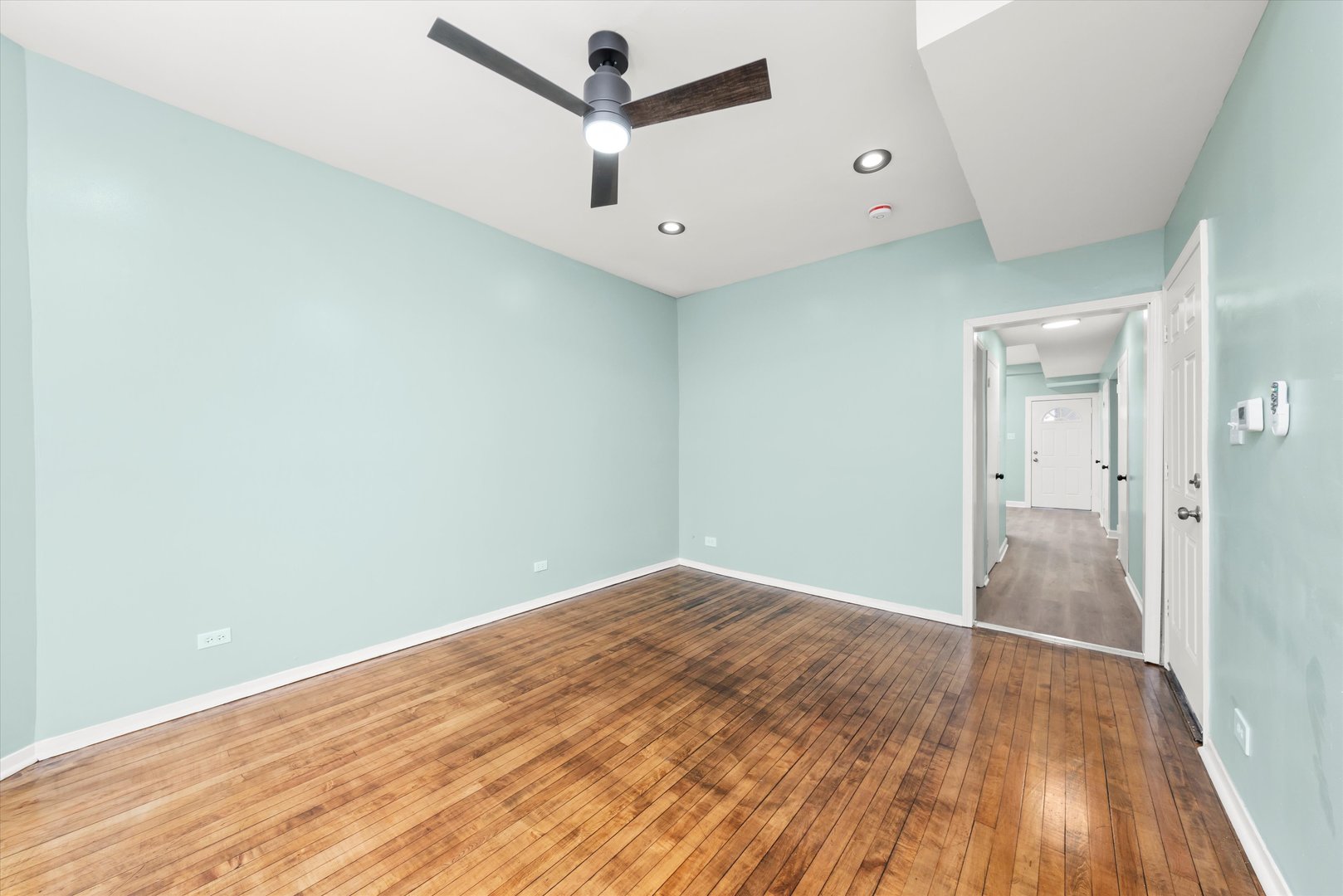 1507 South Kostner Avenue Chicago, IL 60623 - Photo 4 of 41