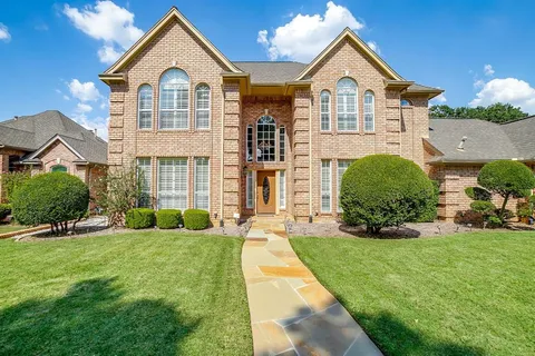 $519,990 | 2801 Pomponessett Drive, Arlington, TX 76001