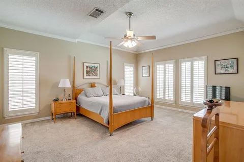 $525,000 | 2801 Pomponessett Drive, Arlington, TX 76001