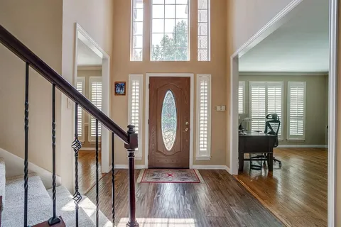 $525,000 | 2801 Pomponessett Drive, Arlington, TX 76001