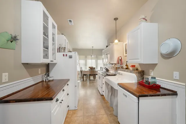 $879,950 | 821 Old Sr 26, Lacrosse, WA 99143