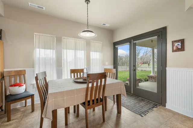 $879,950 | 821 Old Sr 26, Lacrosse, WA 99143