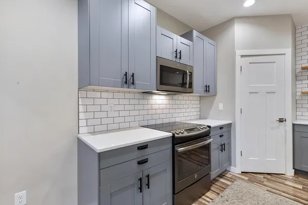 $699,000 | 112 Sunrise Street, Hendricks, MN 56136