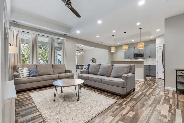 $699,000 | 112 Sunrise Street, Hendricks, MN 56136