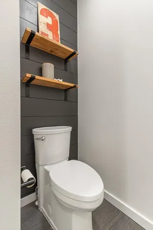 $699,000 | 112 Sunrise Street, Hendricks, MN 56136