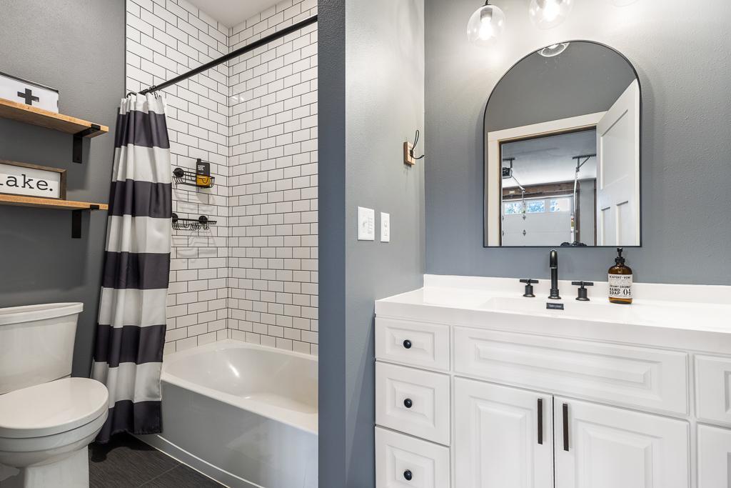 112 Sunrise Street Hendricks, MN 56136 - Photo 65 of 76