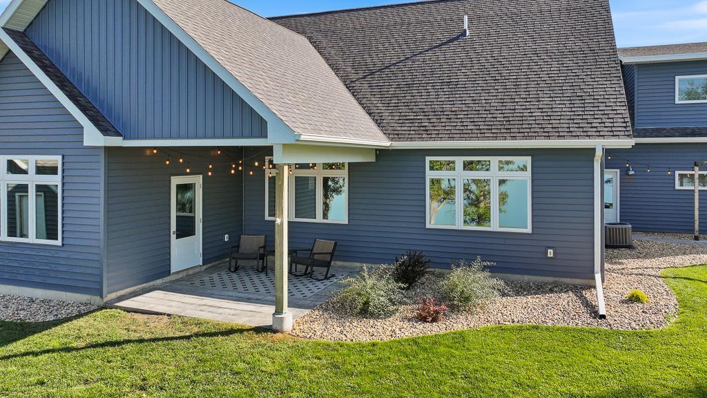 112 Sunrise Street Hendricks, MN 56136 - Photo 8 of 76