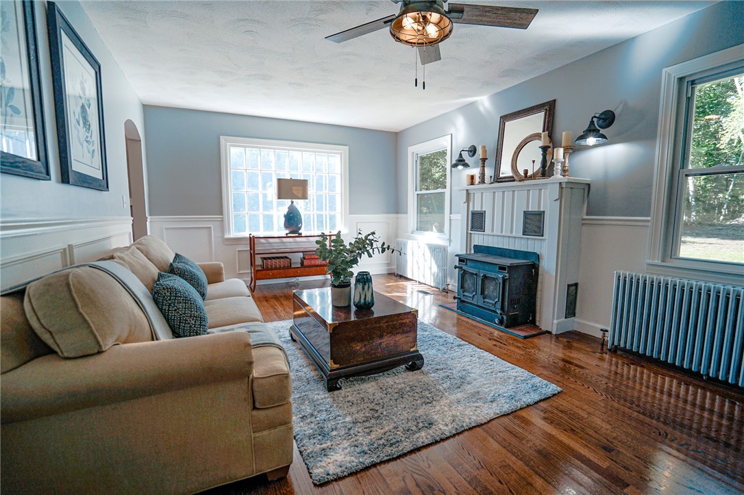 199 West Greenville Road Scituate, RI 02857 - Photo 10 of 41