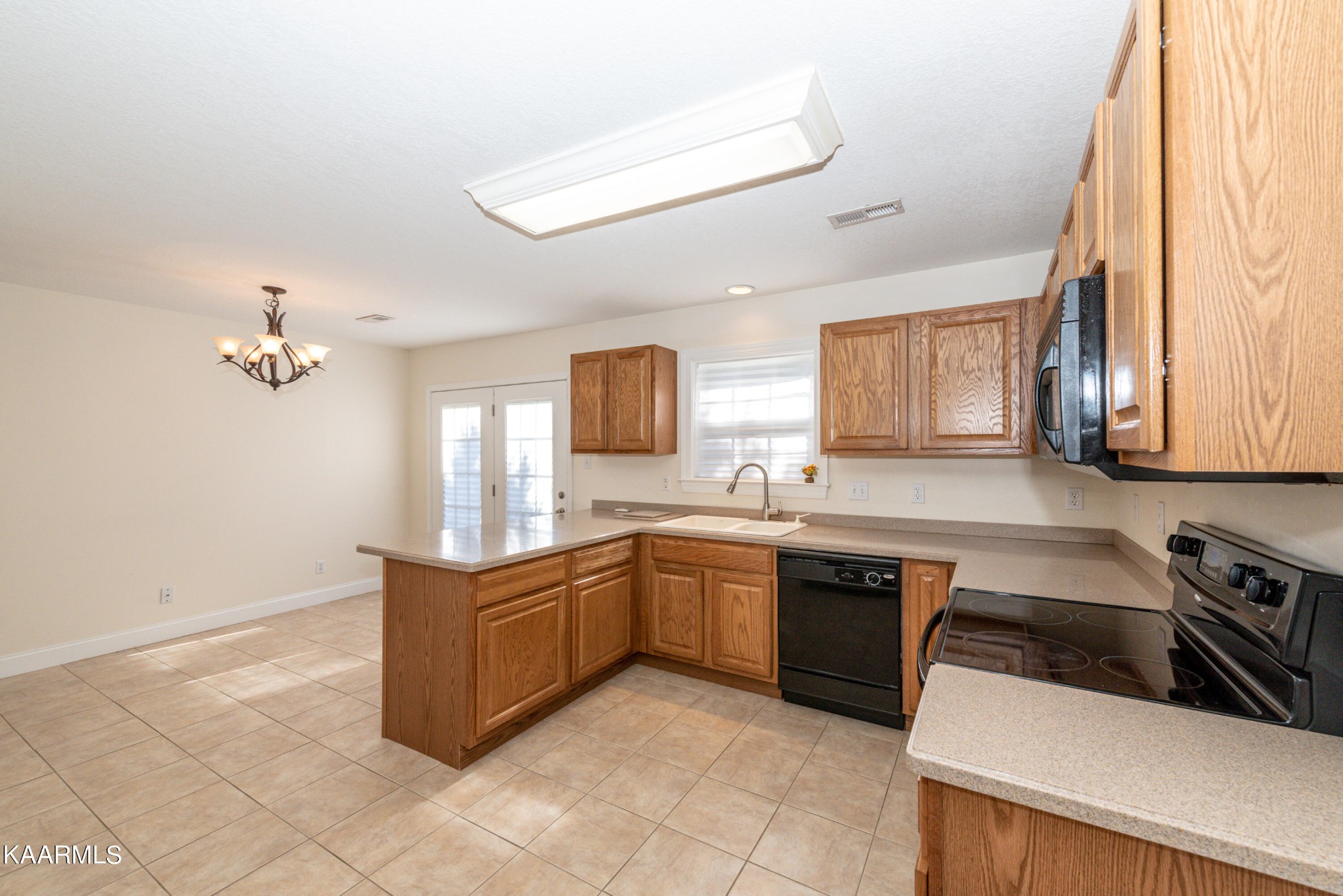 917 Elsborn Ridge Road Maryville, TN 37801 - Photo 10 of 35 Gallery Image 10