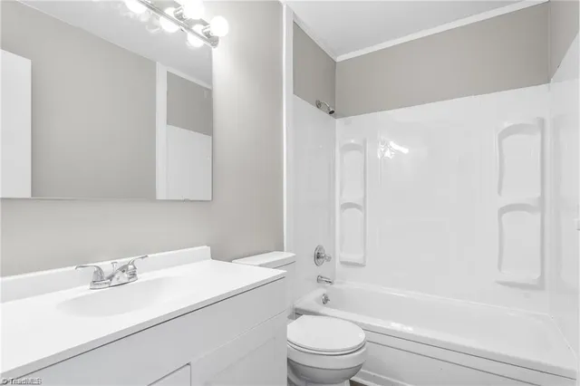 $720,000 | 2810 Carriage Drive, Unit D, Winston-Salem, NC 27106