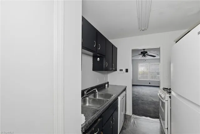 $720,000 | 2810 Carriage Drive, Unit D, Winston-Salem, NC 27106