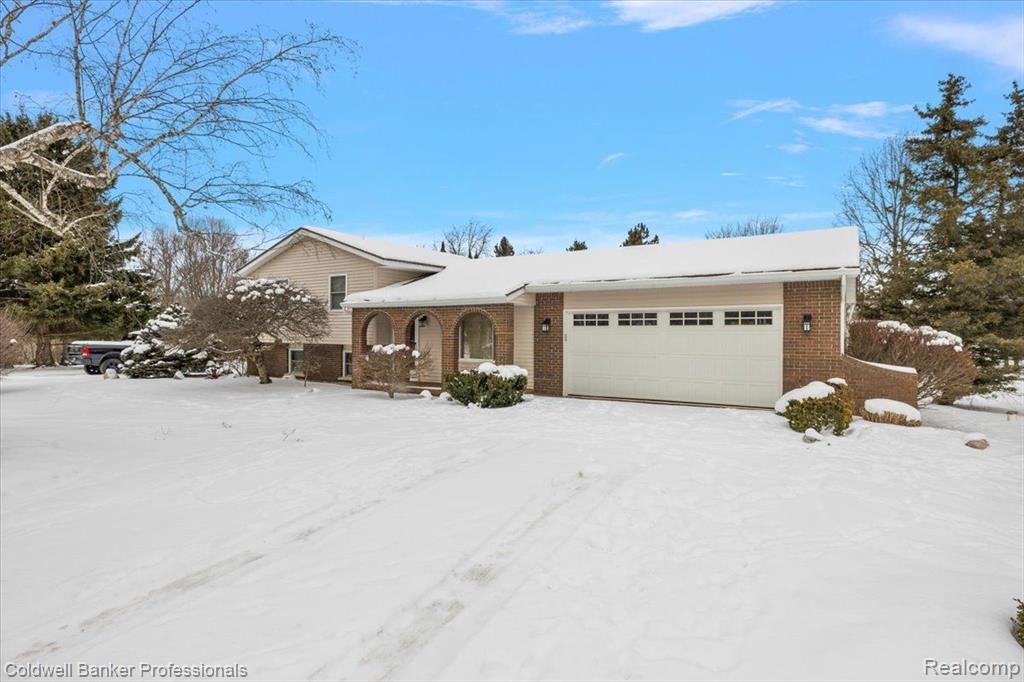 1512 Pratt Road Metamora, MI 48455 - Photo 3 of 59