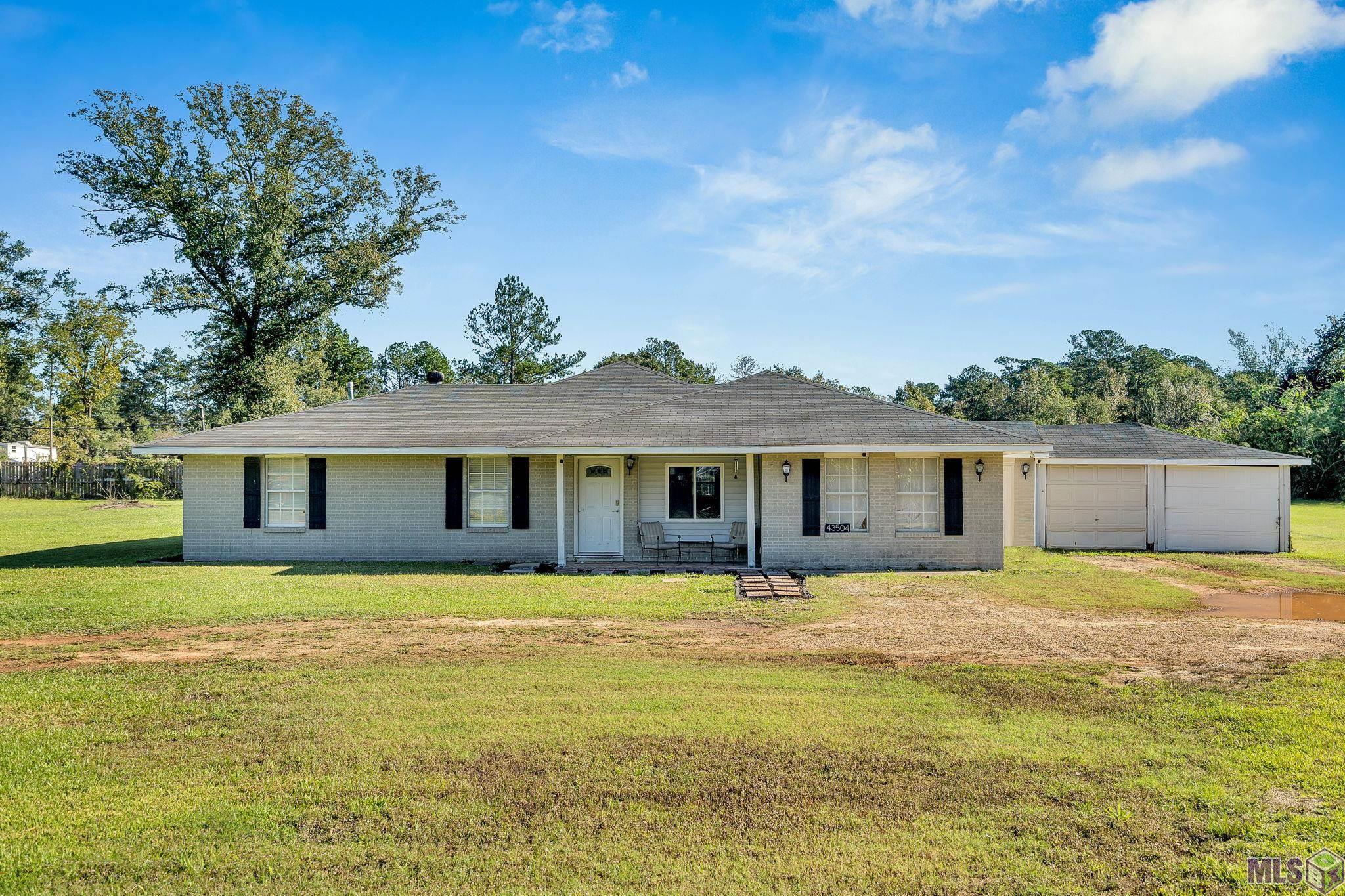 43504 Klein Road Hammond, LA 70403 - Photo 2 of 19 Gallery Image 2