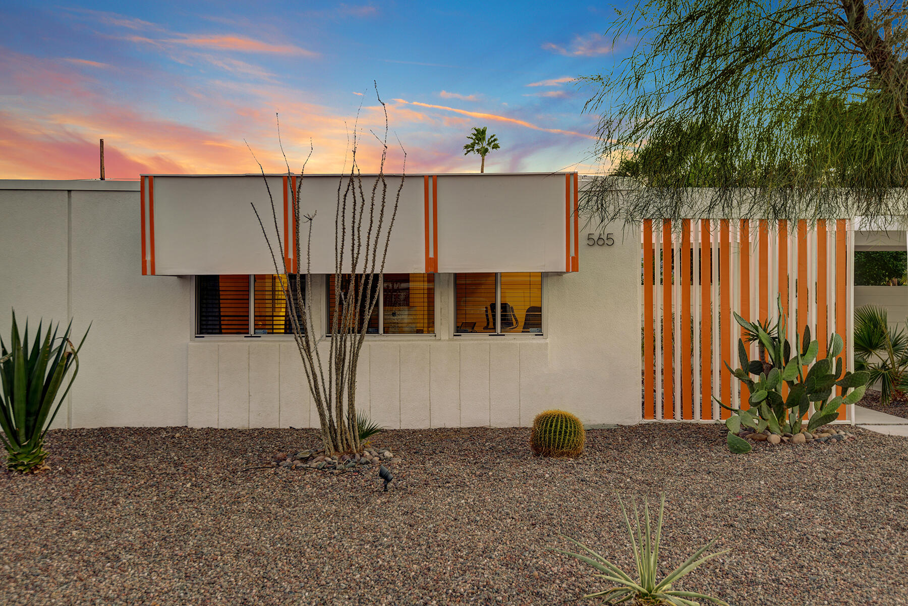 565 East Racquet Club Road Palm Springs, CA 92262 - Photo 2 of 38 FRONT OF HOUSE DETAIL NIGHT MLS
