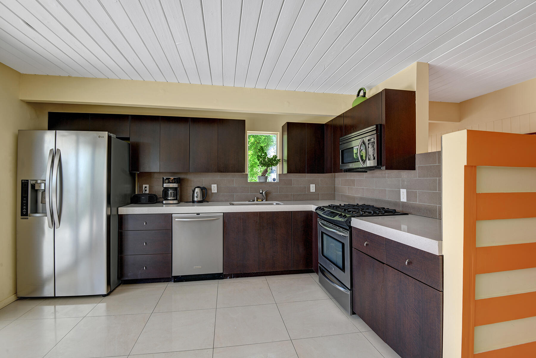 565 East Racquet Club Road Palm Springs, CA 92262 - Photo 16 of 38 KITCHEN ACROSS MLS