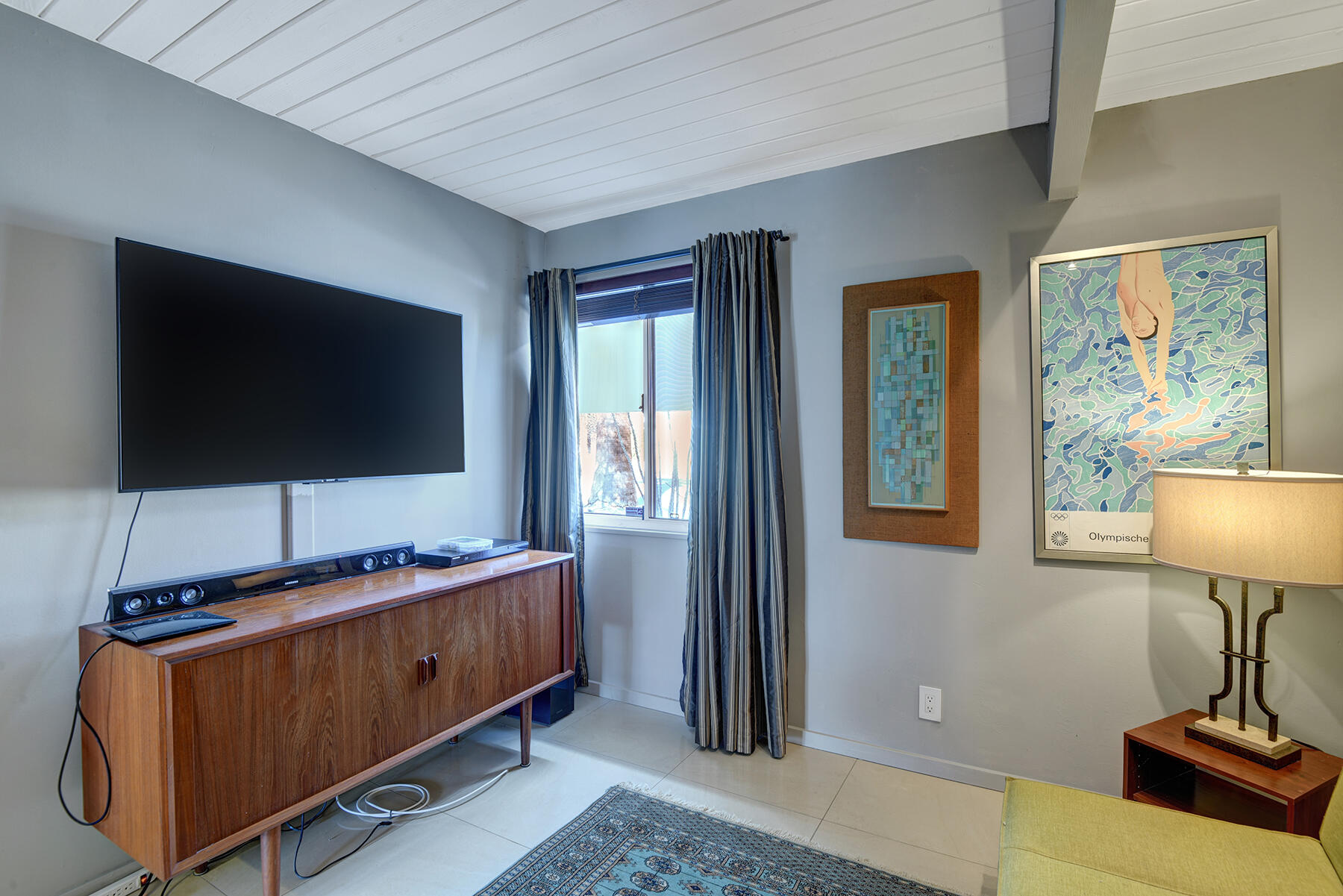 565 East Racquet Club Road Palm Springs, CA 92262 - Photo 22 of 38 GUEST BEDROOM 2 USED AS A DEN REVERSE ML