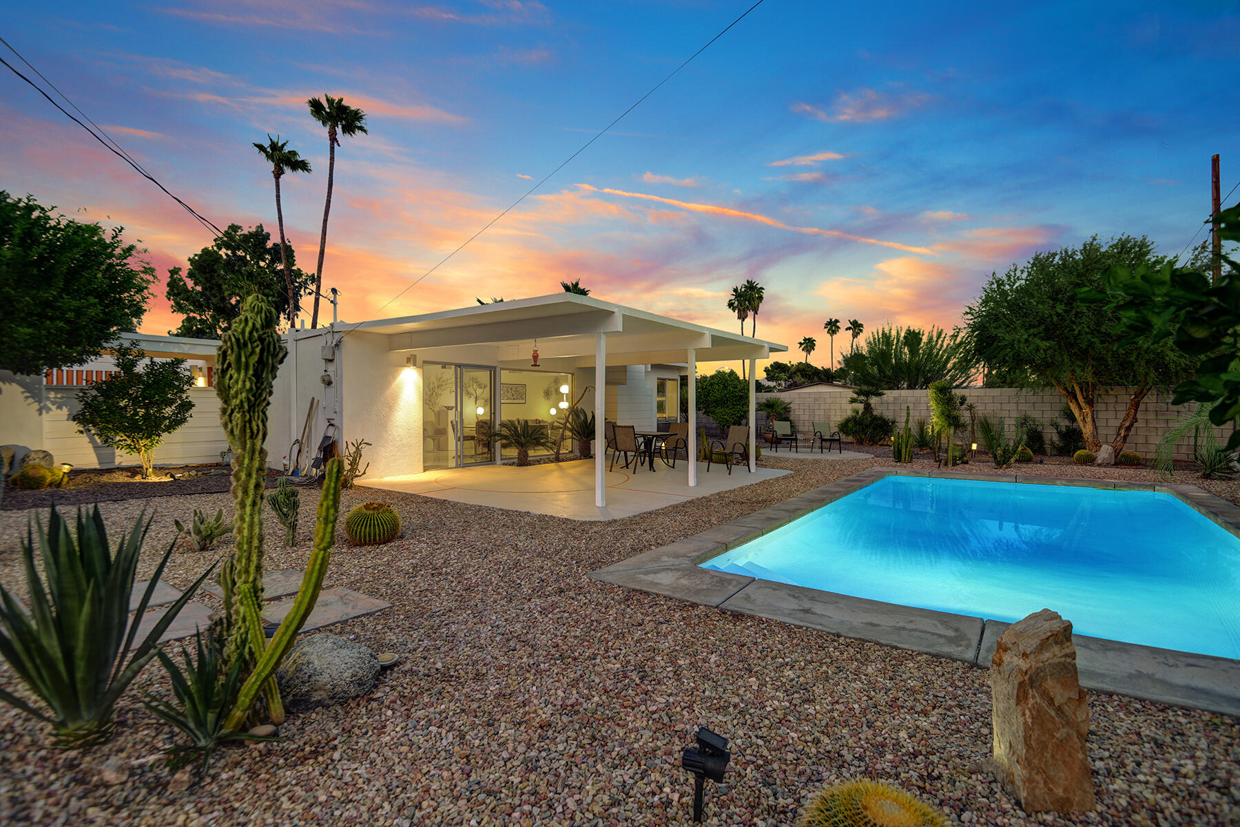 565 East Racquet Club Road Palm Springs, CA 92262 - Photo 6 of 38 POL TO BACK OF HOUSE NIGHT MLS