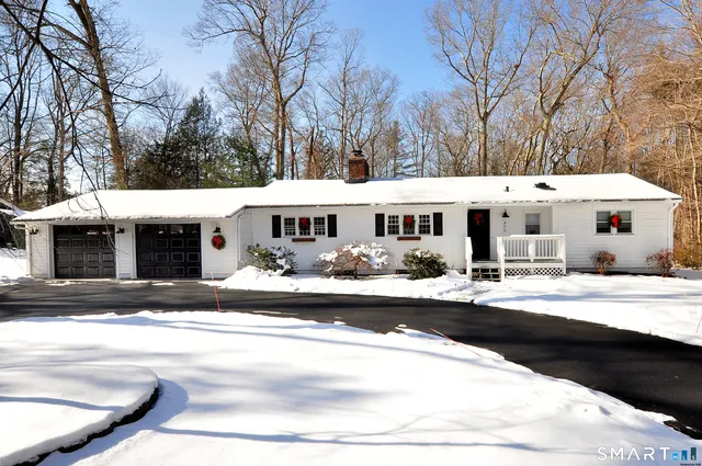 $460,000 | 456 Plainville Avenue, Farmington, CT 06085