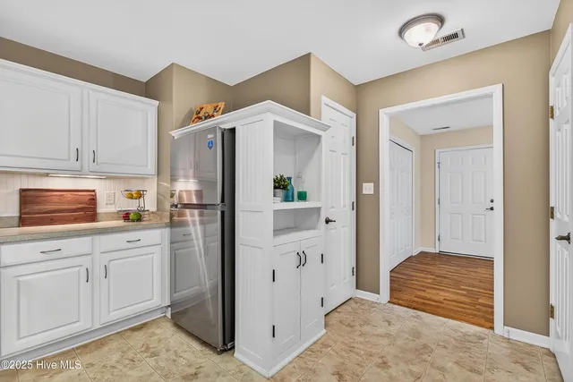 $290,000 | 404 Jasmine North, Swansboro, NC 28584